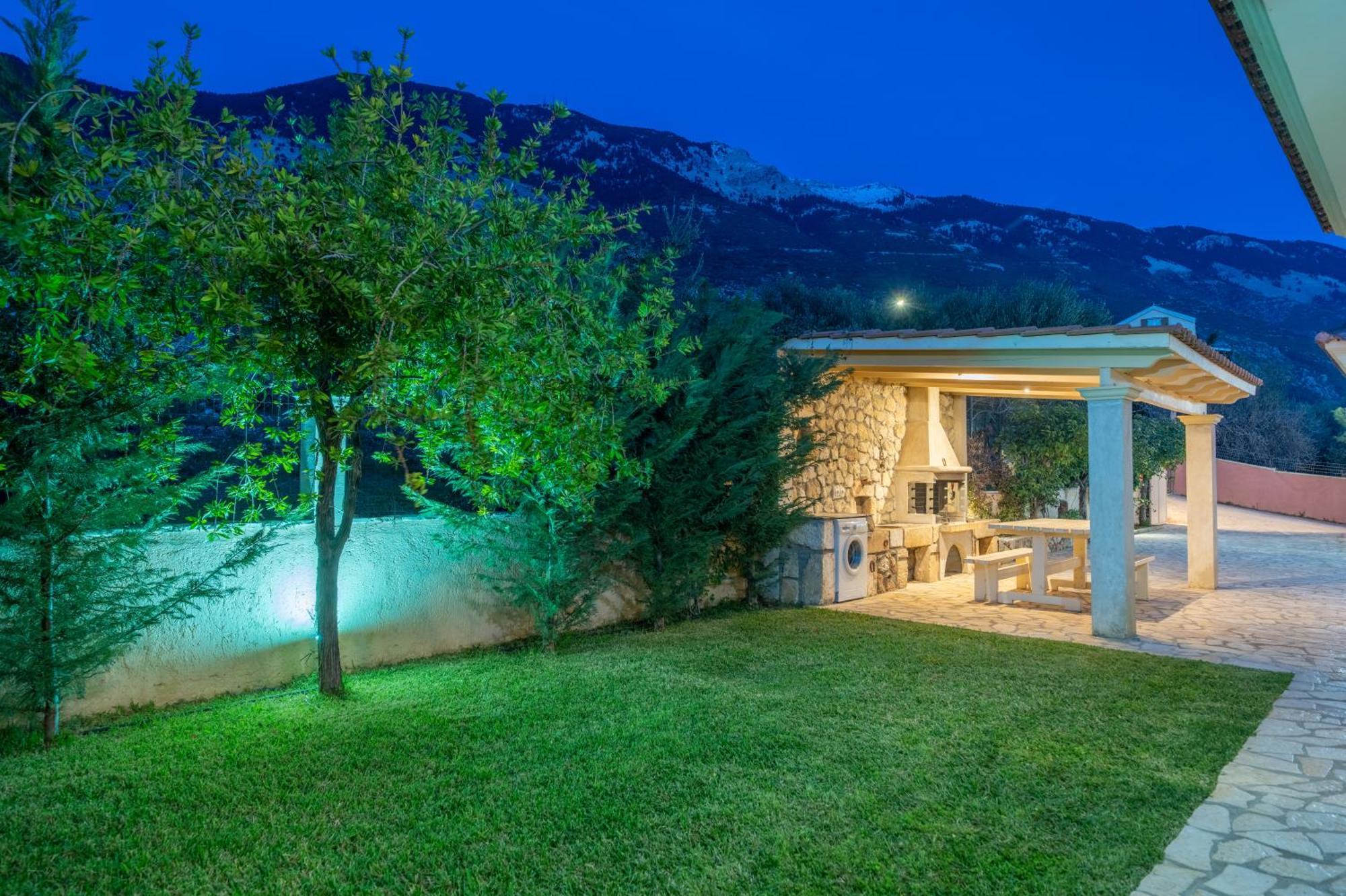 Eleftheria Apartments Vlachata المظهر الخارجي الصورة