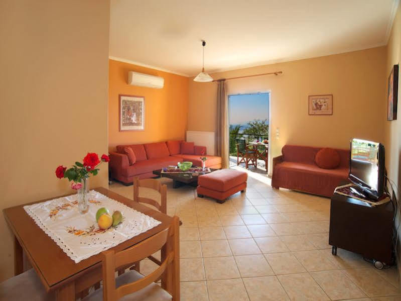 Eleftheria Apartments Vlachata المظهر الخارجي الصورة
